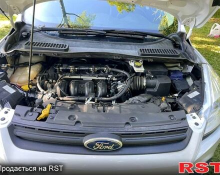 Форд Эскейп 2016 в Виннице на Automoto.ua Белый Форд Эскейп, объемом двигателя 2.5 л и пробегом 100 тыс. км за 12800 $, фото 4 на Automoto.ua