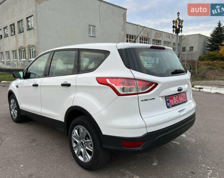 Форд Эскейп 2016 в Жмеренке на Automoto.ua Белый Форд Эскейп, объемом двигателя 2.5 л и пробегом 149 тыс. км за 10980 $, фото 8 на Automoto.ua