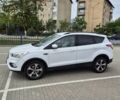 Белый Форд Эскейп, объемом двигателя 2 л и пробегом 108 тыс. км за 14200 $, фото 2 на Automoto.ua