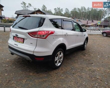Білий Форд Ескейп, об'ємом двигуна 1.6 л та пробігом 246 тис. км за 9850 $, фото 6 на Automoto.ua