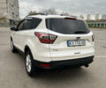 Белый Форд Эскейп, объемом двигателя 1.5 л и пробегом 208 тыс. км за 11899 $, фото 5 на Automoto.ua