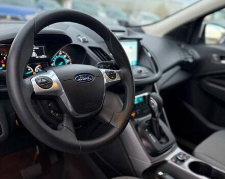 Білий Форд Ескейп, об'ємом двигуна 1.6 л та пробігом 219 тис. км за 8799 $, фото 11 на Automoto.ua