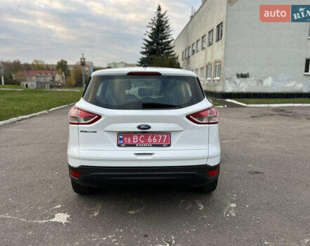 Форд Эскейп 2016 в Жмеренке на Automoto.ua Белый Форд Эскейп, объемом двигателя 2.5 л и пробегом 149 тыс. км за 10980 $, фото 4 на Automoto.ua