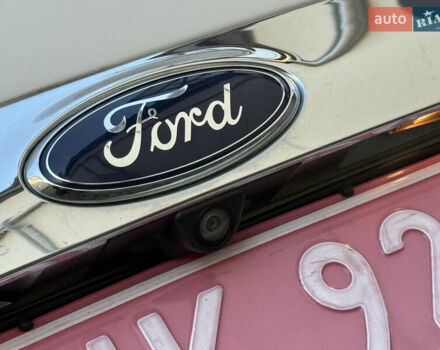 Белый Форд Эскейп, объемом двигателя 2 л и пробегом 161 тыс. км за 11950 $, фото 33 на Automoto.ua