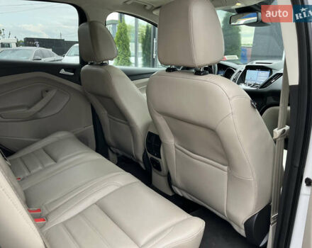 Белый Форд Эскейп, объемом двигателя 1.5 л и пробегом 167 тыс. км за 13350 $, фото 17 на Automoto.ua