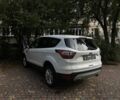 Белый Форд Эскейп, объемом двигателя 2 л и пробегом 64 тыс. км за 14500 $, фото 7 на Automoto.ua