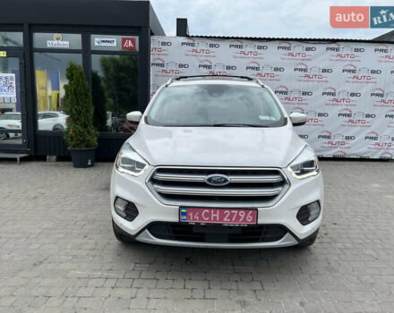 Белый Форд Эскейп, объемом двигателя 1.5 л и пробегом 167 тыс. км за 13350 $, фото 2 на Automoto.ua