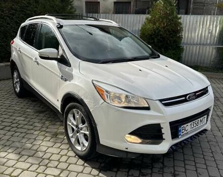 Форд Ескейп 2016 у Івано-Франківську на Automoto.ua Білий Форд Ескейп, об'ємом двигуна 2 л та пробігом 130 тис. км за 12000 $, фото 3 на Automoto.ua