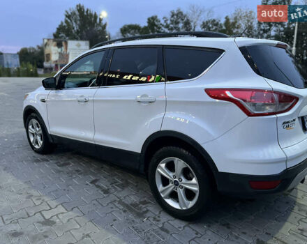 Білий Форд Ескейп, об'ємом двигуна 1.6 л та пробігом 183 тис. км за 11300 $, фото 6 на Automoto.ua