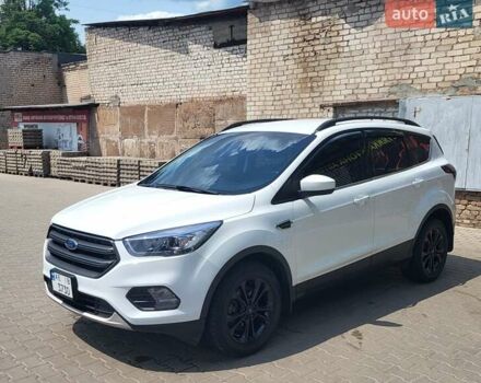 Белый Форд Эскейп, объемом двигателя 1.5 л и пробегом 137 тыс. км за 13700 $, фото 8 на Automoto.ua