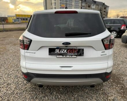 Белый Форд Эскейп, объемом двигателя 0 л и пробегом 87 тыс. км за 14100 $, фото 6 на Automoto.ua