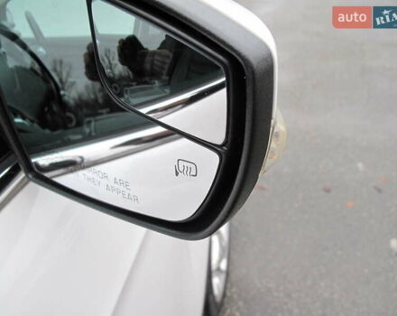 Белый Форд Эскейп, объемом двигателя 2 л и пробегом 117 тыс. км за 14000 $, фото 40 на Automoto.ua