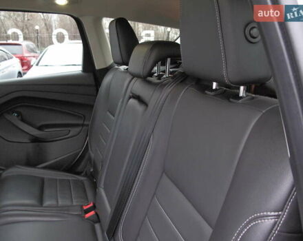 Белый Форд Эскейп, объемом двигателя 2 л и пробегом 117 тыс. км за 14000 $, фото 26 на Automoto.ua