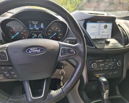 Білий Форд Ескейп, об'ємом двигуна 1.5 л та пробігом 161 тис. км за 10800 $, фото 3 на Automoto.ua