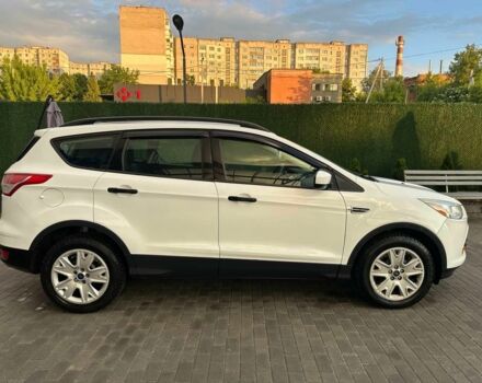 Белый Форд Эскейп, объемом двигателя 2.5 л и пробегом 240 тыс. км за 9800 $, фото 8 на Automoto.ua