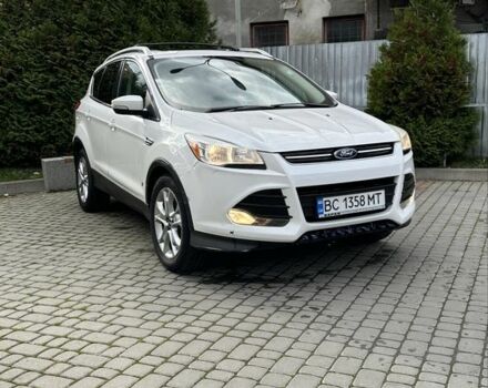 Форд Ескейп 2016 у Івано-Франківську на Automoto.ua Білий Форд Ескейп, об'ємом двигуна 2 л та пробігом 130 тис. км за 12000 $, фото 4 на Automoto.ua