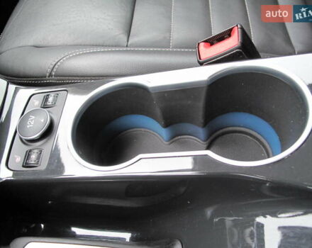 Белый Форд Эскейп, объемом двигателя 2 л и пробегом 117 тыс. км за 14000 $, фото 72 на Automoto.ua