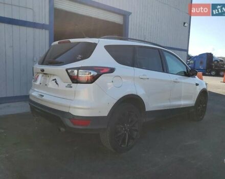 Белый Форд Эскейп, объемом двигателя 0 л и пробегом 153 тыс. км за 1100 $, фото 2 на Automoto.ua
