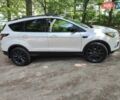 Белый Форд Эскейп, объемом двигателя 2 л и пробегом 138 тыс. км за 12800 $, фото 19 на Automoto.ua