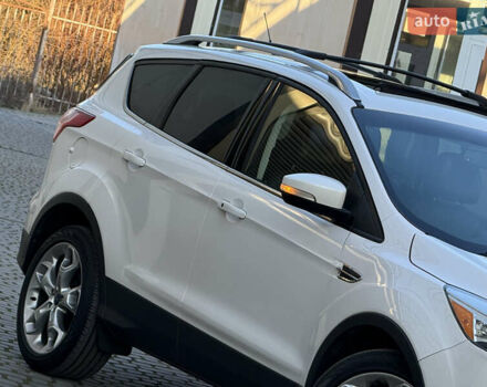 Белый Форд Эскейп, объемом двигателя 2 л и пробегом 161 тыс. км за 11950 $, фото 21 на Automoto.ua
