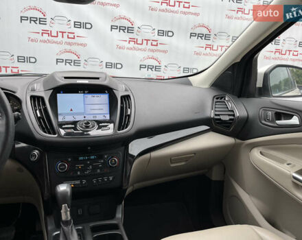 Белый Форд Эскейп, объемом двигателя 1.5 л и пробегом 167 тыс. км за 13350 $, фото 22 на Automoto.ua