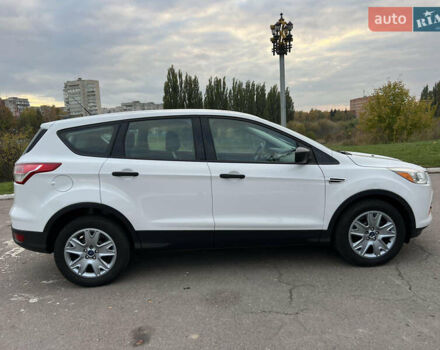 Форд Эскейп 2016 в Жмеренке на Automoto.ua Белый Форд Эскейп, объемом двигателя 2.5 л и пробегом 149 тыс. км за 10980 $, фото 11 на Automoto.ua