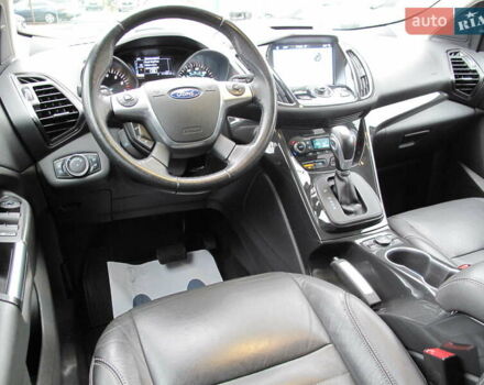 Белый Форд Эскейп, объемом двигателя 2 л и пробегом 117 тыс. км за 14000 $, фото 27 на Automoto.ua