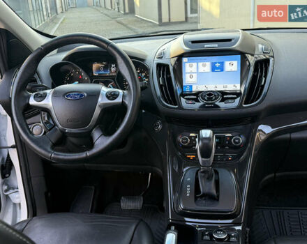 Белый Форд Эскейп, объемом двигателя 2 л и пробегом 161 тыс. км за 11950 $, фото 65 на Automoto.ua