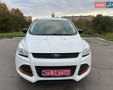 Форд Эскейп 2016 в Жмеренке на Automoto.ua Белый Форд Эскейп, объемом двигателя 2.5 л и пробегом 149 тыс. км за 10980 $, фото 13 на Automoto.ua