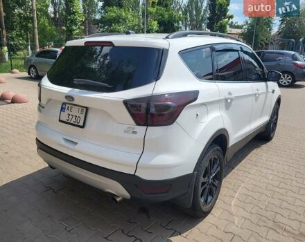 Белый Форд Эскейп, объемом двигателя 1.5 л и пробегом 137 тыс. км за 13700 $, фото 11 на Automoto.ua