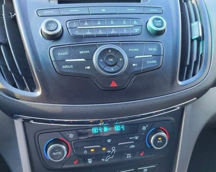 Белый Форд Эскейп, объемом двигателя 1.5 л и пробегом 137 тыс. км за 13700 $, фото 21 на Automoto.ua