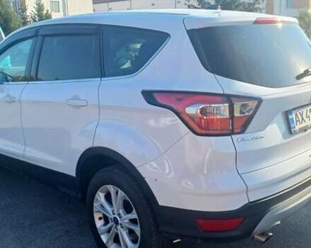 Белый Форд Эскейп, объемом двигателя 1.5 л и пробегом 185 тыс. км за 13500 $, фото 3 на Automoto.ua