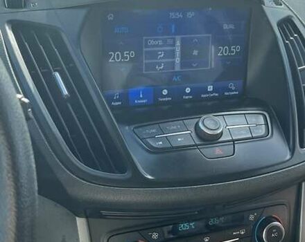 Белый Форд Эскейп, объемом двигателя 2 л и пробегом 114 тыс. км за 15300 $, фото 20 на Automoto.ua