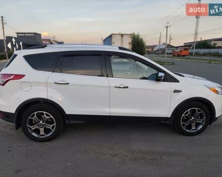 Белый Форд Эскейп, объемом двигателя 2.49 л и пробегом 213 тыс. км за 12900 $, фото 2 на Automoto.ua