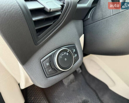 Белый Форд Эскейп, объемом двигателя 1.5 л и пробегом 75 тыс. км за 14100 $, фото 11 на Automoto.ua