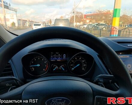 Форд Эскейп 2016 в Харькове на Automoto.ua Белый Форд Эскейп, объемом двигателя 1.5 л и пробегом 178 тыс. км за 11000 $, фото 2 на Automoto.ua