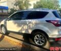 Белый Форд Эскейп, объемом двигателя 2 л и пробегом 178 тыс. км за 14500 $, фото 1 на Automoto.ua