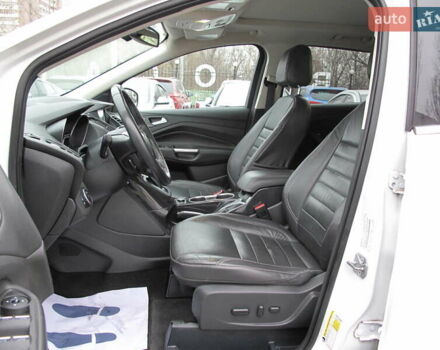 Белый Форд Эскейп, объемом двигателя 2 л и пробегом 117 тыс. км за 14000 $, фото 20 на Automoto.ua