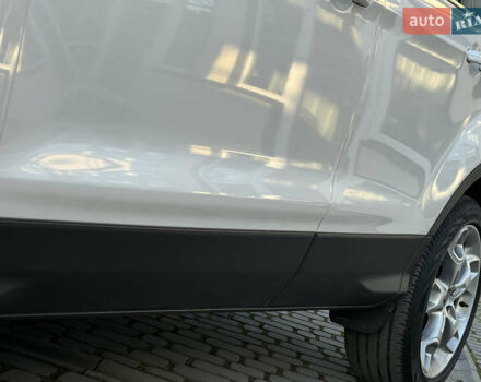 Белый Форд Эскейп, объемом двигателя 2 л и пробегом 161 тыс. км за 11950 $, фото 13 на Automoto.ua