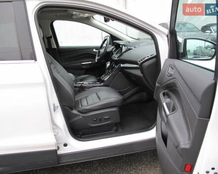 Белый Форд Эскейп, объемом двигателя 2 л и пробегом 117 тыс. км за 14000 $, фото 41 на Automoto.ua