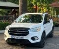 Білий Форд Ескейп, об'ємом двигуна 2 л та пробігом 173 тис. км за 14200 $, фото 1 на Automoto.ua