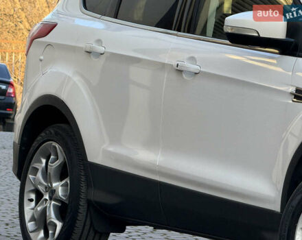 Белый Форд Эскейп, объемом двигателя 2 л и пробегом 161 тыс. км за 11950 $, фото 22 на Automoto.ua