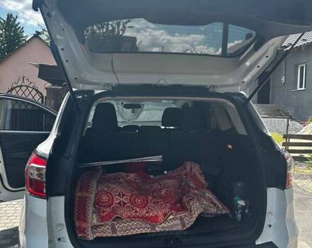 Білий Форд Ескейп, об'ємом двигуна 2.49 л та пробігом 168 тис. км за 14000 $, фото 3 на Automoto.ua