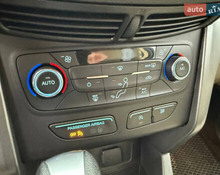 Белый Форд Эскейп, объемом двигателя 1.5 л и пробегом 75 тыс. км за 14100 $, фото 23 на Automoto.ua