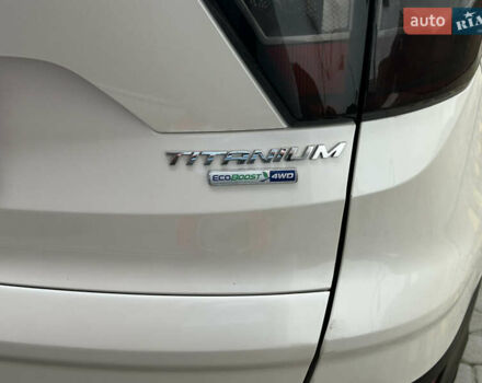 Белый Форд Эскейп, объемом двигателя 2 л и пробегом 217 тыс. км за 11900 $, фото 31 на Automoto.ua