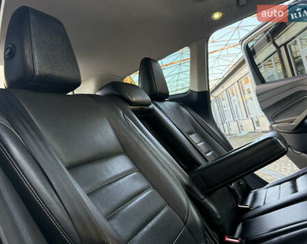 Белый Форд Эскейп, объемом двигателя 2 л и пробегом 161 тыс. км за 11950 $, фото 63 на Automoto.ua