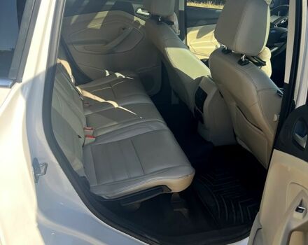 Белый Форд Эскейп, объемом двигателя 2 л и пробегом 178 тыс. км за 14500 $, фото 8 на Automoto.ua