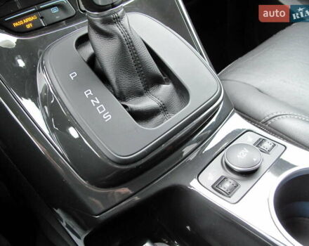 Белый Форд Эскейп, объемом двигателя 2 л и пробегом 117 тыс. км за 14000 $, фото 69 на Automoto.ua