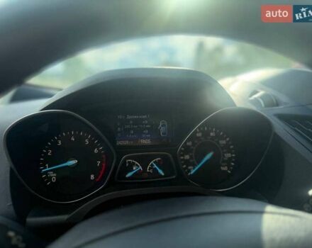 Форд Эскейп 2016 в Полтаве на Automoto.ua Белый Форд Эскейп, объемом двигателя 1.5 л и пробегом 242 тыс. км за 10700 $, фото 12 на Automoto.ua