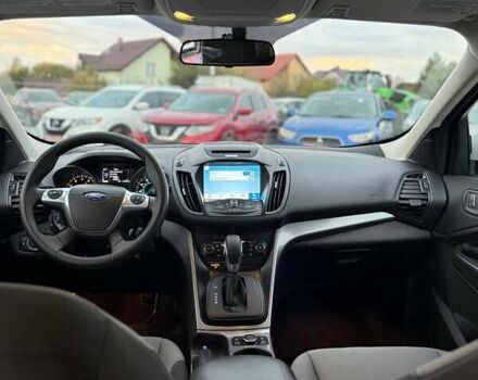 Білий Форд Ескейп, об'ємом двигуна 1.6 л та пробігом 219 тис. км за 8799 $, фото 8 на Automoto.ua